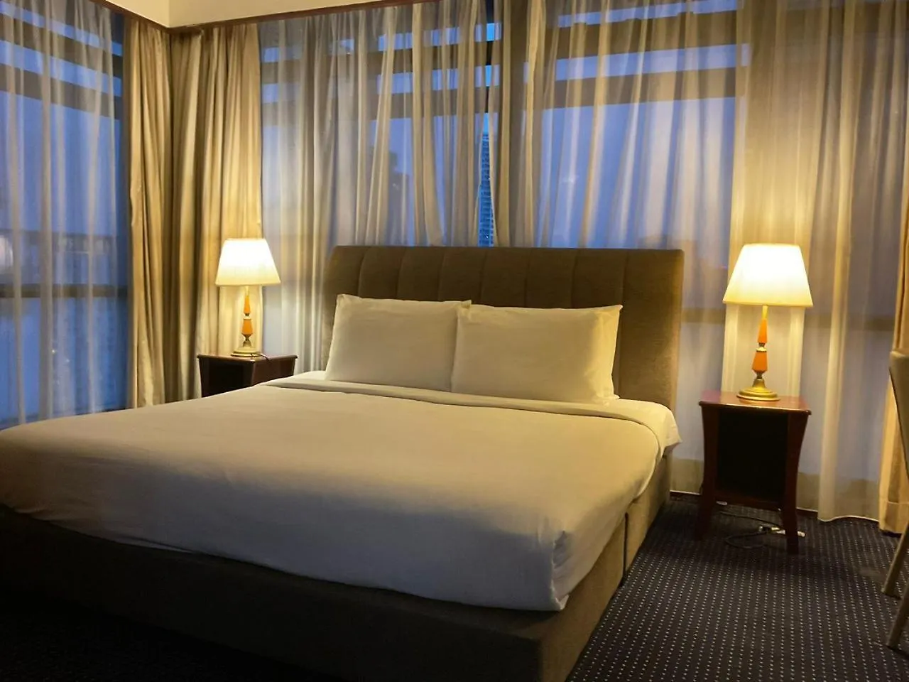 Lexus Service Suites At Berjaya Times Square Kl Kuala Lumpur 0*,
